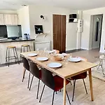 Appartamento Spacious 65 M2 - Center -